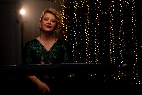  In The Mood For Christmas 